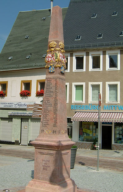 Postdistanzsäule auf dem Marktplatz